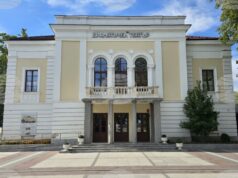 Евгени Будинов е режисьор на най-новия спектакъл на Видинския драматичен театър