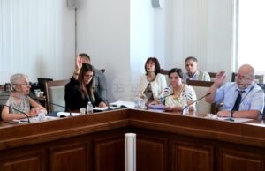 Номинационната комисия за избор на членове на Комисията за противодействие на корупцията се събира на второ заседание