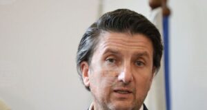 Министерство на туризма ще продължи да следи в рамките на компетенциите си случая с дрона, изхвърлен на плаж край Созопол, посочва министър Боршош