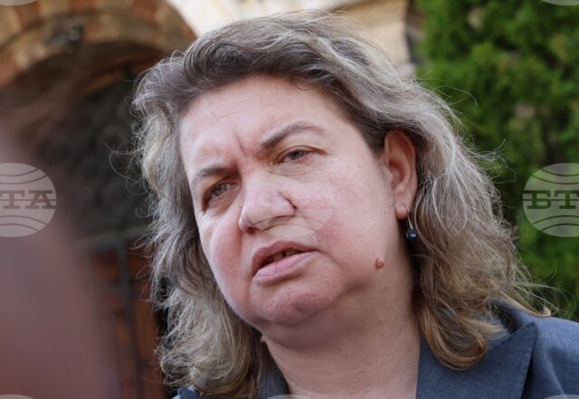 Мисля, че догодина по това време на Бузлуджа ще бъде представен кандидатът на "БСП-Обединена левица" за президент, каза Наталия Киселова