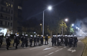 Недоволството в Сърбия не стихва: Поредна вечер на протести се проведоха в редица градове на страната