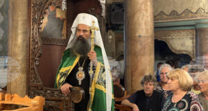 Нека да подражаваме на Божията майка, каза патриарх Даниил в Ихтиман