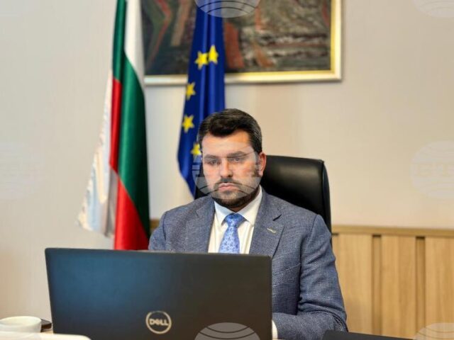 Необходимо е всяко споразумение за мир да бъде устойчиво и справедливо, докато бъде постигнато, подкрепата ни за Украйна ще продължи, каза Георг Георгиев