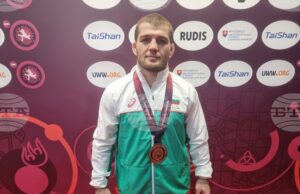 Олимпийският шампион в борбата Магомед Рамазанов претърпя операция и ще пропусне Световното първенство
