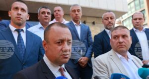 От септември може да започне подмяната на водопроводната мрежа в Плевен в най-критичните участъци, съобщи министър Иванов