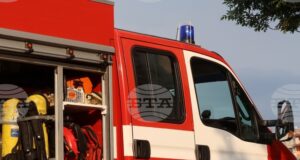 Пожар гори в кв. "Христо Ботев" в столицата, съобщиха от пожарната
