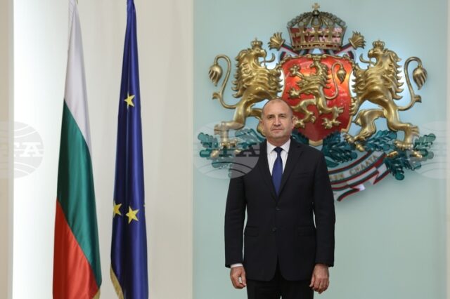 Президентът Румен Радев ще посети Шумен за откриването на младежка олимпиада по информатика