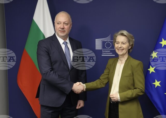 Премиерът Росен Желязков и председателят на Европейската комисия Урсула фон дер Лайен ще посетят ВМЗ - Сопот