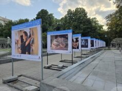 С аржентинско танго откриха фотографската изложба „Прегръдката“ в Пловдив
