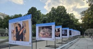 С аржентинско танго откриха фотографската изложба „Прегръдката“ в Пловдив
