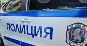 Трима души са ранени при катастрофа между военен автомобил и лека кола край село Маломирово до Елхово