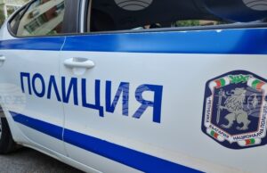 Трима души са ранени при катастрофа между военен автомобил и лека кола край село Маломирово до Елхово