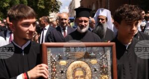 Тръгна литийното шествие към ротондата „Св. Георги“ в София