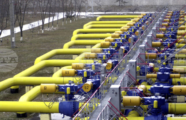 Украйна преговаря с Азербайджан за внос на азерски газ