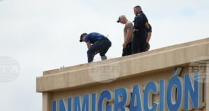Американското правителство свърза стрелбата в Далас с "радикалната левица"