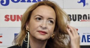 Антоанета Стефанова направи реми в третия кръг на Големия швейцарски турнир на ФИДЕ