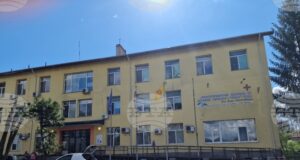 Болницата в Троян търси лекари с различни специалности и медицински сестри