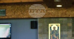 Винарска изба "Златен Рожен", която е на пазара от 15 години, ще има машина за шумящи вина за следващата реколта