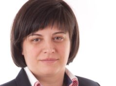 Диана Русинова