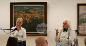 Доц. Георги Лозанов представи в Созопол книгата „Бяло и черно“ на проф. Коста Костов