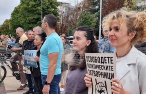 За девети път варненци излязоха на протест срещу задържането на кмета Благомир Коцев