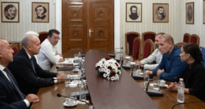 Защо президентът удари по ВМЗ-Сопот в навечерието на инвестицията на „Райнметал“
