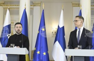 Зеленски и Стуб почетоха паметта на загинали защитници на Украйна