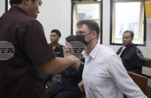 Индонезийски съд осъди украинец на доживотен затвор за производство на наркотици в Бали