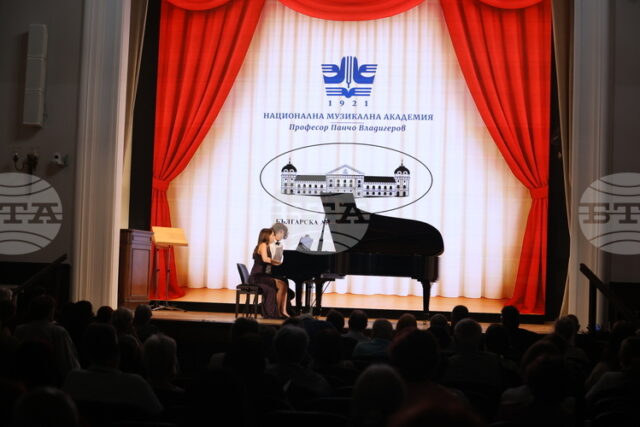 Инициативата „Musicorum Via: Две академии – една сцена“ откри есенно-зимния сезон с концерт в БАН