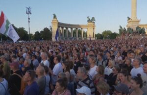 Недоволство в Унгария: Мащабни протести в Будапеща срещу премиера Виктор Орбан и политическата му политика