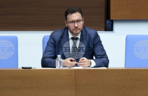От 2022 г. полицията е работила активно и по трите досъдебни производства, образувани по сигнали срещу Васил Михайлов, каза министър Митов