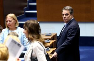 Асен Василев