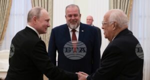 Почина кубинският вицепремиер Рикардо Кабрисас