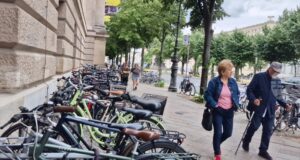 Почти една четвърт от служителите в Германия работят от дома си, сочи изследване на "Ифо"