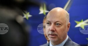 Правителството няма намерение да увеличава данъчно-осигурителната тежест, заяви министър-председателят Росен Желязков