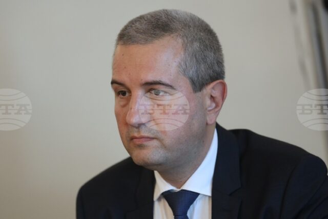 През последните два месеца и половина има наплив на кандидати за лицензиране за доставчици на социални услуги, каза зам.-министър Иван Кръстев
