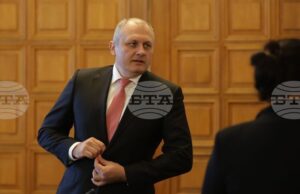 Само 2% от информационните системи все още не са готови за работа с евро, каза министър Валентин Мундров