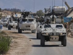 След атаката на Израел срещу мироопазващите сили на ООН в Ливан
                                                                                                Париж призова сигурността на "сините каски" от мисията ЮНИФИЛ да бъде гарантирана