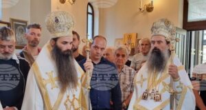 Страната ни отбелязва днес народно, велико събитие, увенчано с успех, каза патриарх Даниил при посещението си в брезнишкото село Ребро