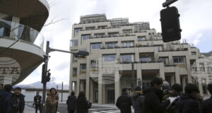 "Тойота" откри експериментален "Град на свързаността" в Япония с автономни коли и роботи