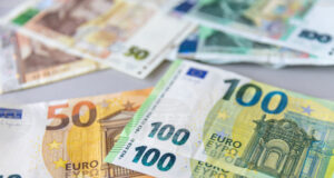 Информационни срещи във връзка с въвеждането на еврото у нас ще се състоят в Габрово, Своге, Лом, Тополовград и Дупница