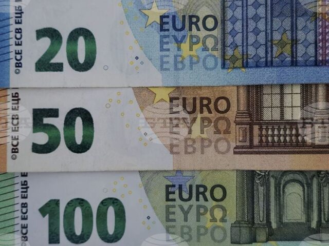 Информационни срещи във връзка с въвеждането на еврото у нас ще се състоят в Каспичан, Ружинци, Симеоновград, Сухиндол и Банско