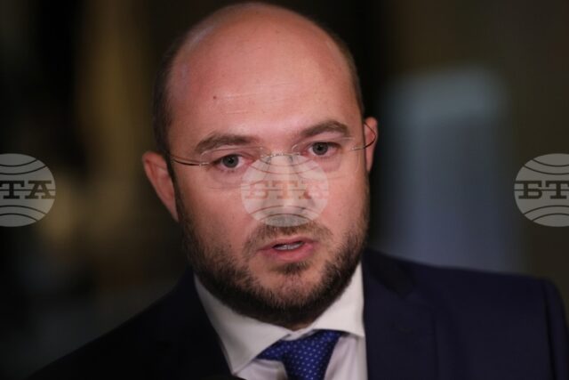 Новите санкции за „Лукойл“ ще влязат в сила след месец, Новите санкции за „Лукойл“ ще влязат в сила след месец, каза министър Георги Георгиев