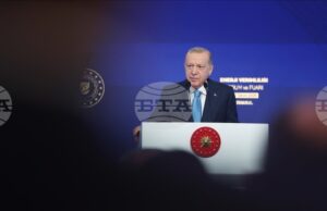 АА: Турция е лидер в инвестициите в зелена енергия, делът на ВЕИ ще надхвърли 60% от общия капацитет през 2025 г., каза турският президент Ердоган