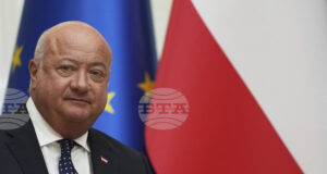 АПА: Австрийският канцлер Щокер ще бъде приет в болница за операция на гърба