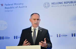 Австрия и Швеция призоваха за твърда миграционна политика Австрия и Швеция призоваха за твърда миграционна политика