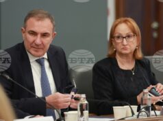 Ако не приемем промените в Кодекса на труда до края на годината, влизаме в наказателна процедура, каза министър Гуцанов Ако не приемем промените в Кодекса на труда до края на годината, влизаме в наказателна процедура, каза министър Гуцанов