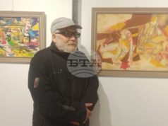 Александър Величков представя изложбата живопис „Следа от лято“ в Регионалната библиотека „Стилиян Чилингиров“ в Шумен