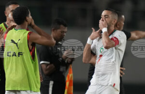 Бившият халф на Челси Хаким Зиеш се присъединява към мароканския клуб Уидад