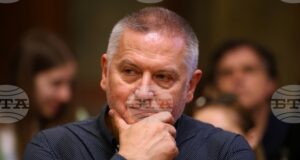 Близо час опашка за автографи от Георги Господинов на фестивала на идеите "Фрийдъм геймс" в Полша